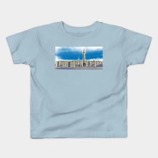 Winter Palace. Saint Petersburg, Russia Kids T-Shirt